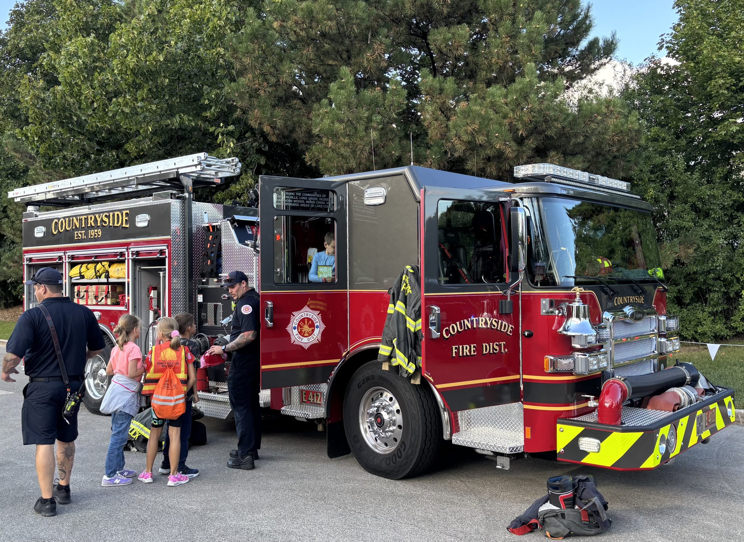 CFPD Engine 25 with crew